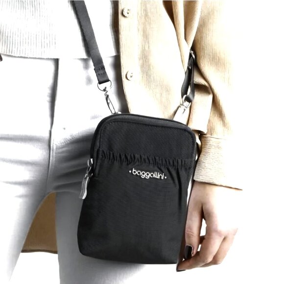 BAGGALLINI Pouch Small Crossbody Phone Bag NWOT 🆕🆕🆕 - Picture 15 of 16